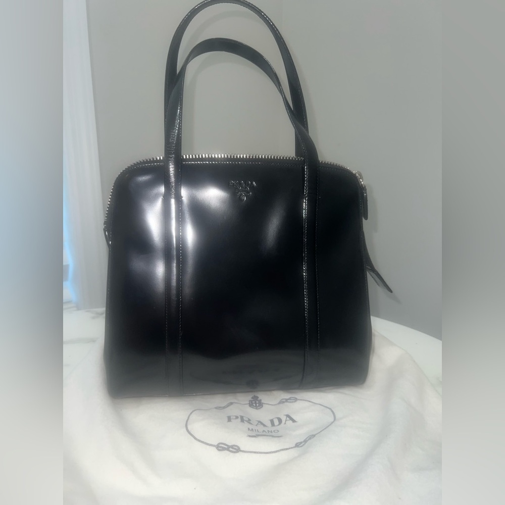 90s Vintage Prada Spazzolato bag In Black Noir CBK Carolyn Bessette Kennedy 1
